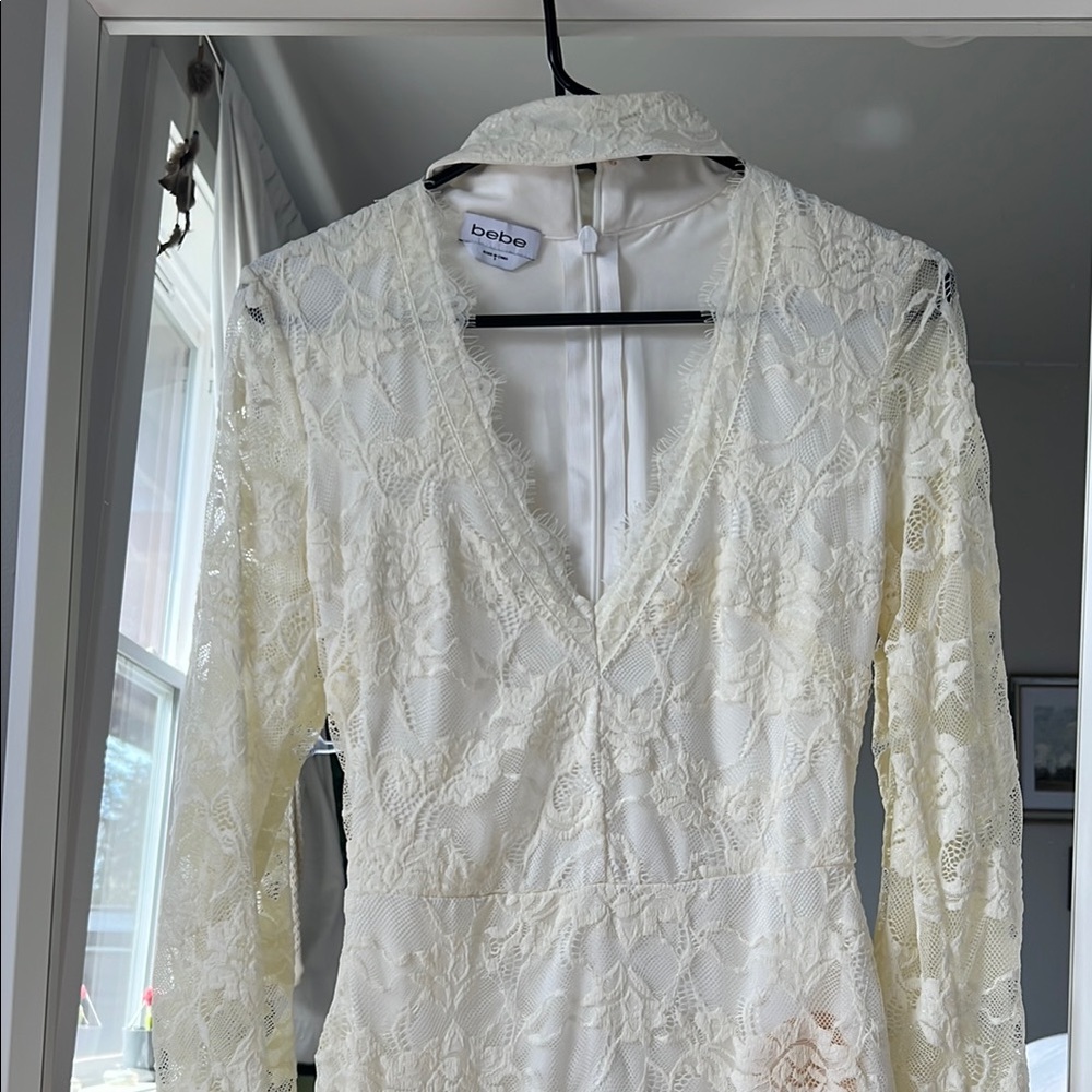 Bebe Cream Long Sleeve V-Neck Gown
